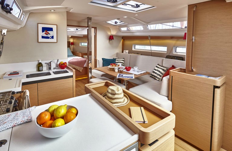 Photo #4 - Sun Odyssey 440 (Ondeck) in Athens - 10384
