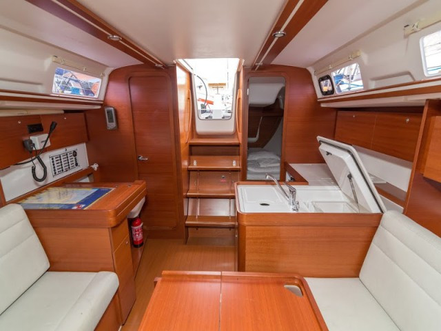 Photo #5 - Dufour 335 Grand Large (PIPPI (new engine 2024.)) in Primosten - 3995