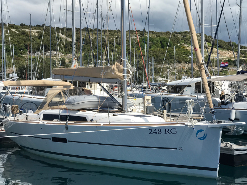 Photo #16 - Dufour 350 Grand Large (IDA (new sails 2023.)) in Primosten - 3997