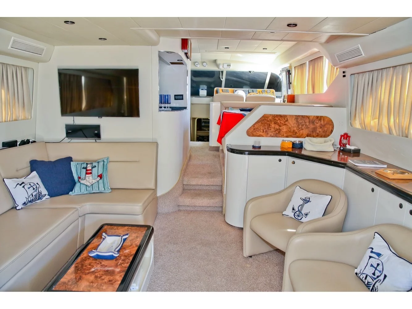 Princess 65 Fly (Lolly) Interior image - 7
