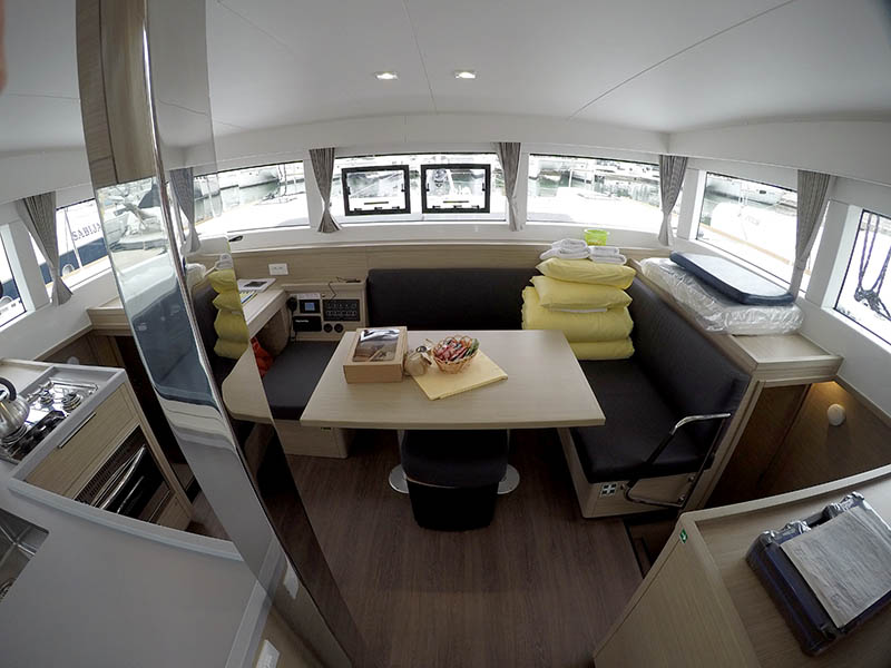 Photo #8 - Lagoon 40 (DUPLO II) en Sibenik - 9994