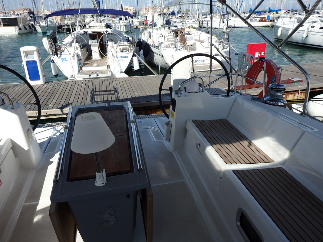 Photo #11 - Oceanis 48 (Oceanis 48) in Lefkada - 10774