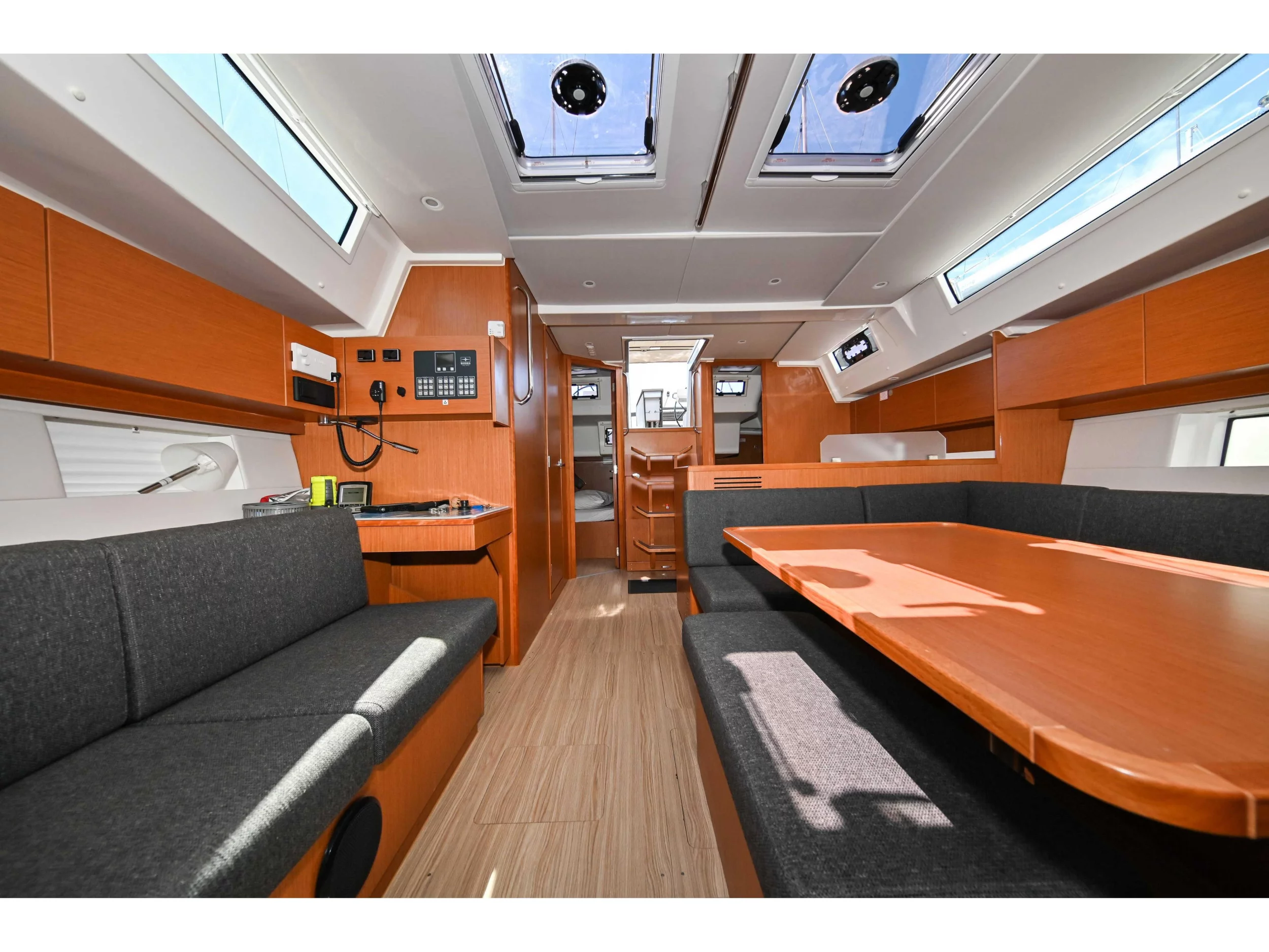 Bavaria C45 (EFIX) Interior image - 66