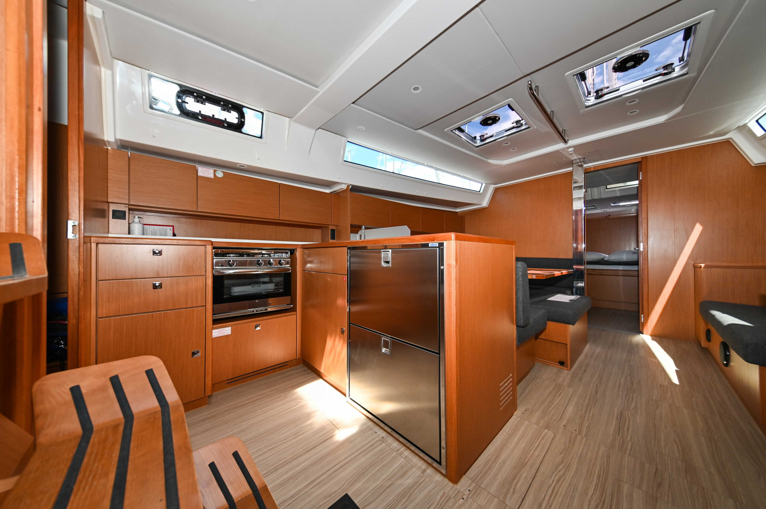 Photo #73 - Bavaria C45 (EFIX) in Zadar - 20650