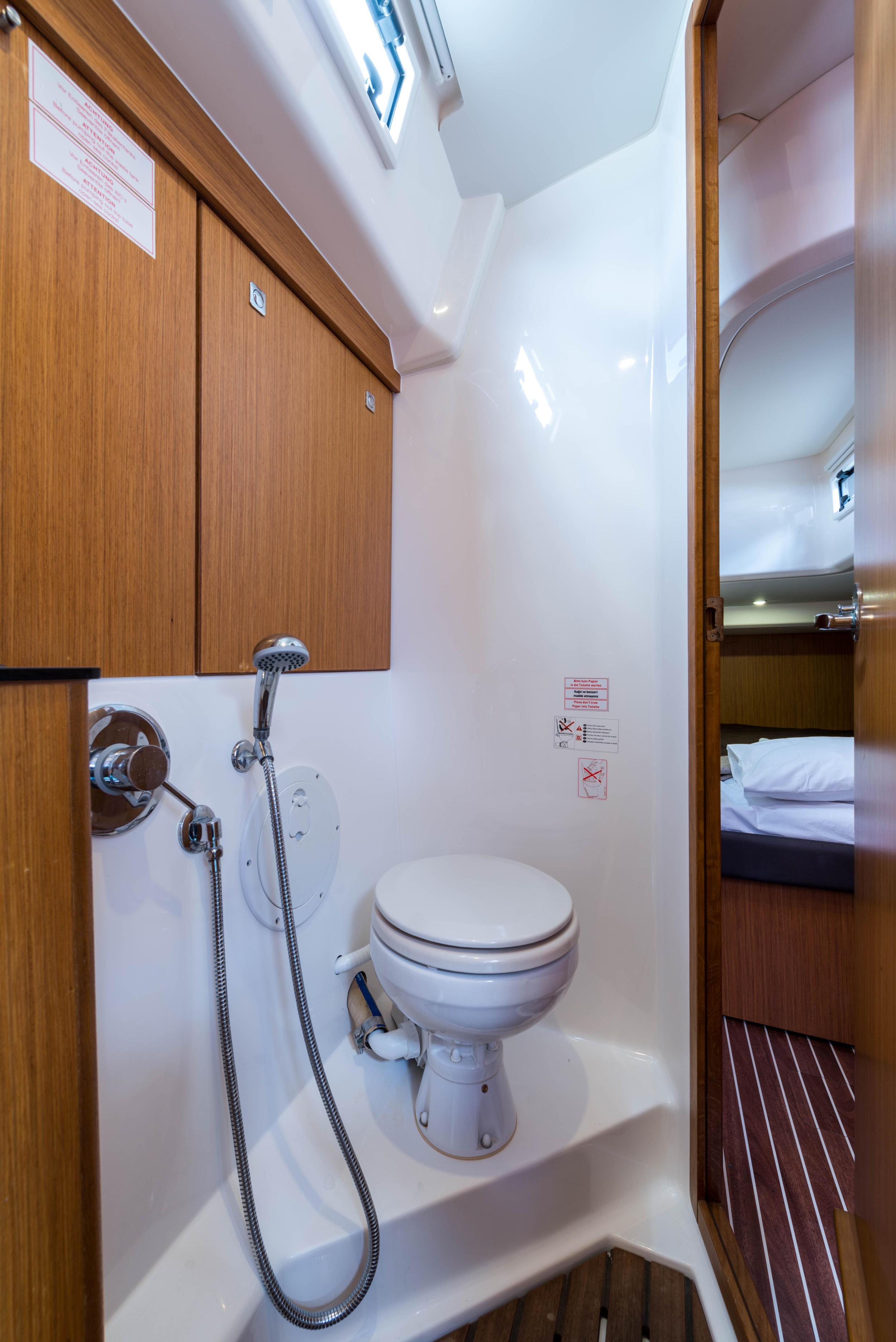 Photo #37 - Bavaria Cruiser 56 (Breathless) en Lefkada - 7055