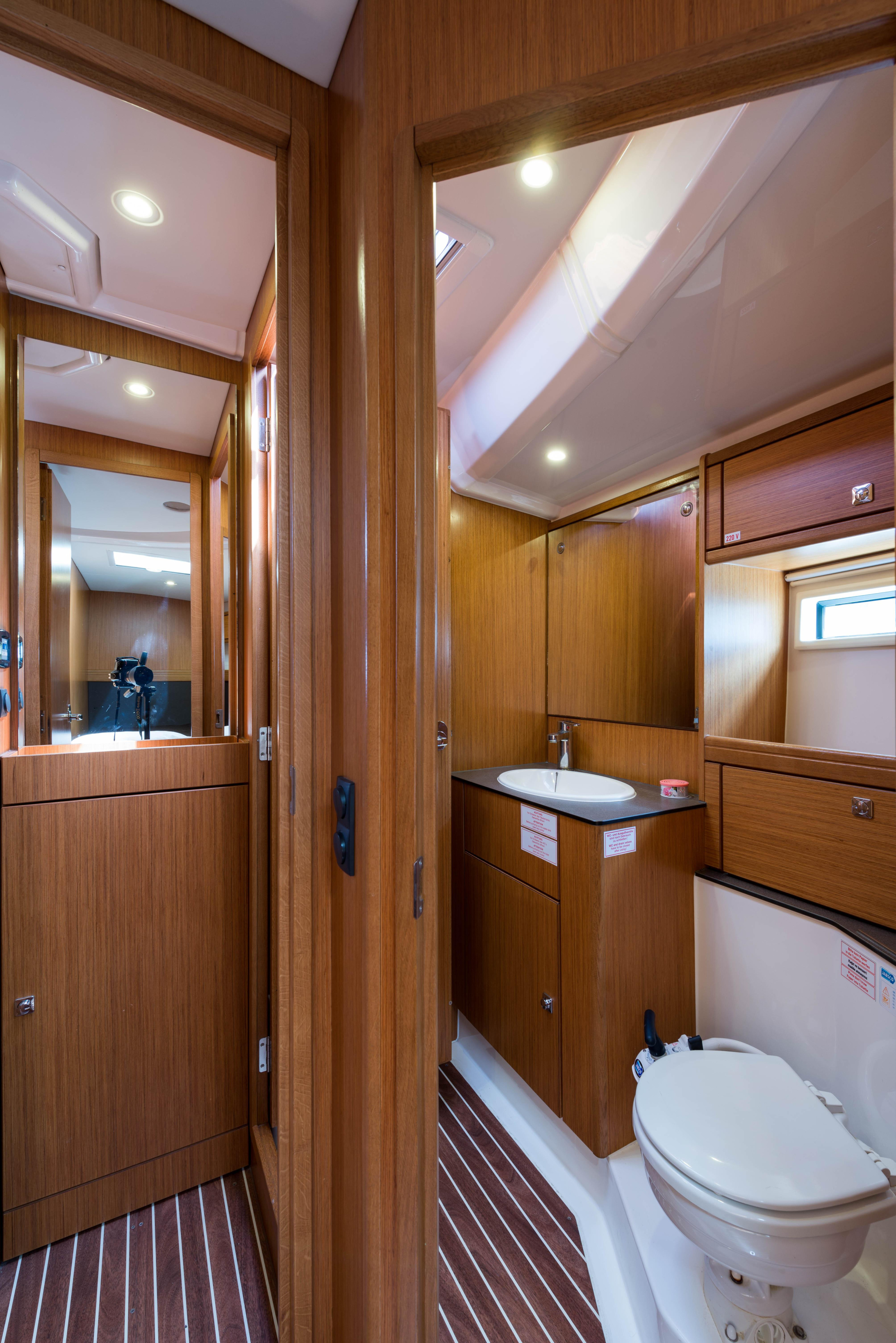 Photo #26 - Bavaria Cruiser 56 (Breathless) en Lefkada - 7055
