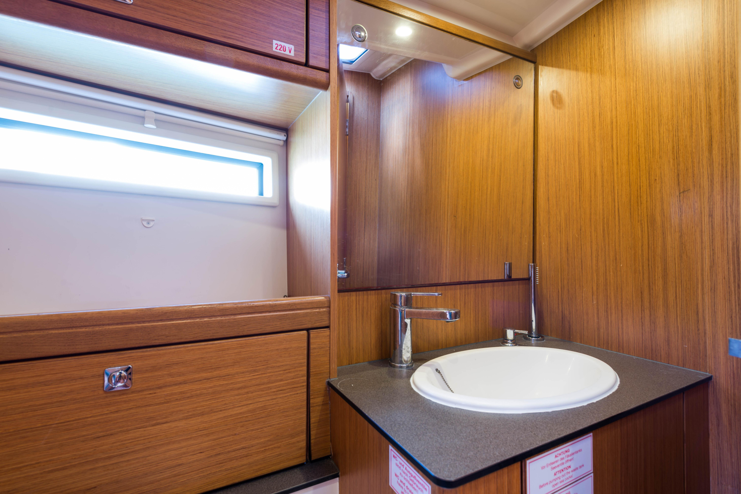 Photo #105 - Bavaria Cruiser 56 (Breathless) en Lefkada - 7055
