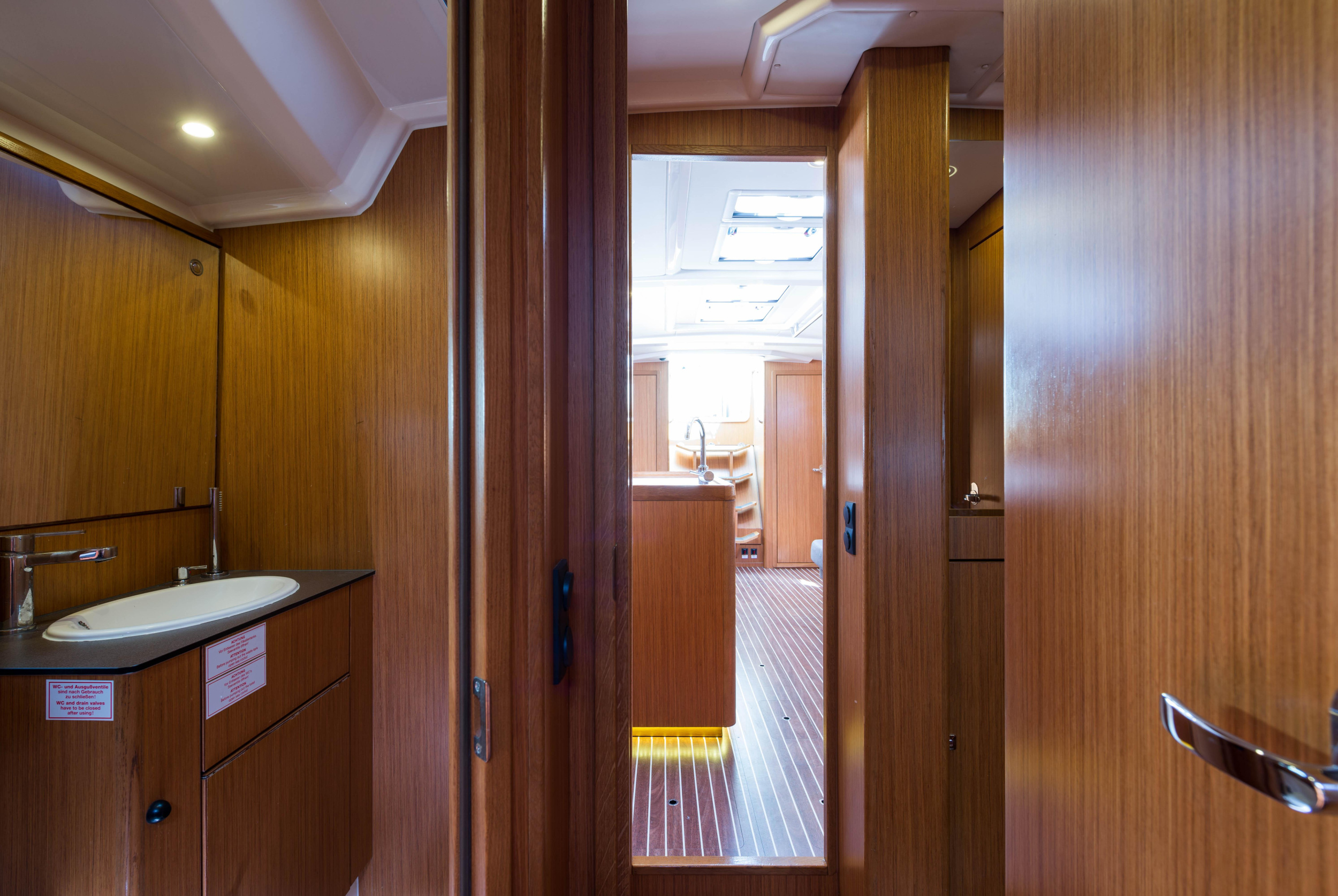 Photo #4 - Bavaria Cruiser 56 (Breathless) en Lefkada - 7055