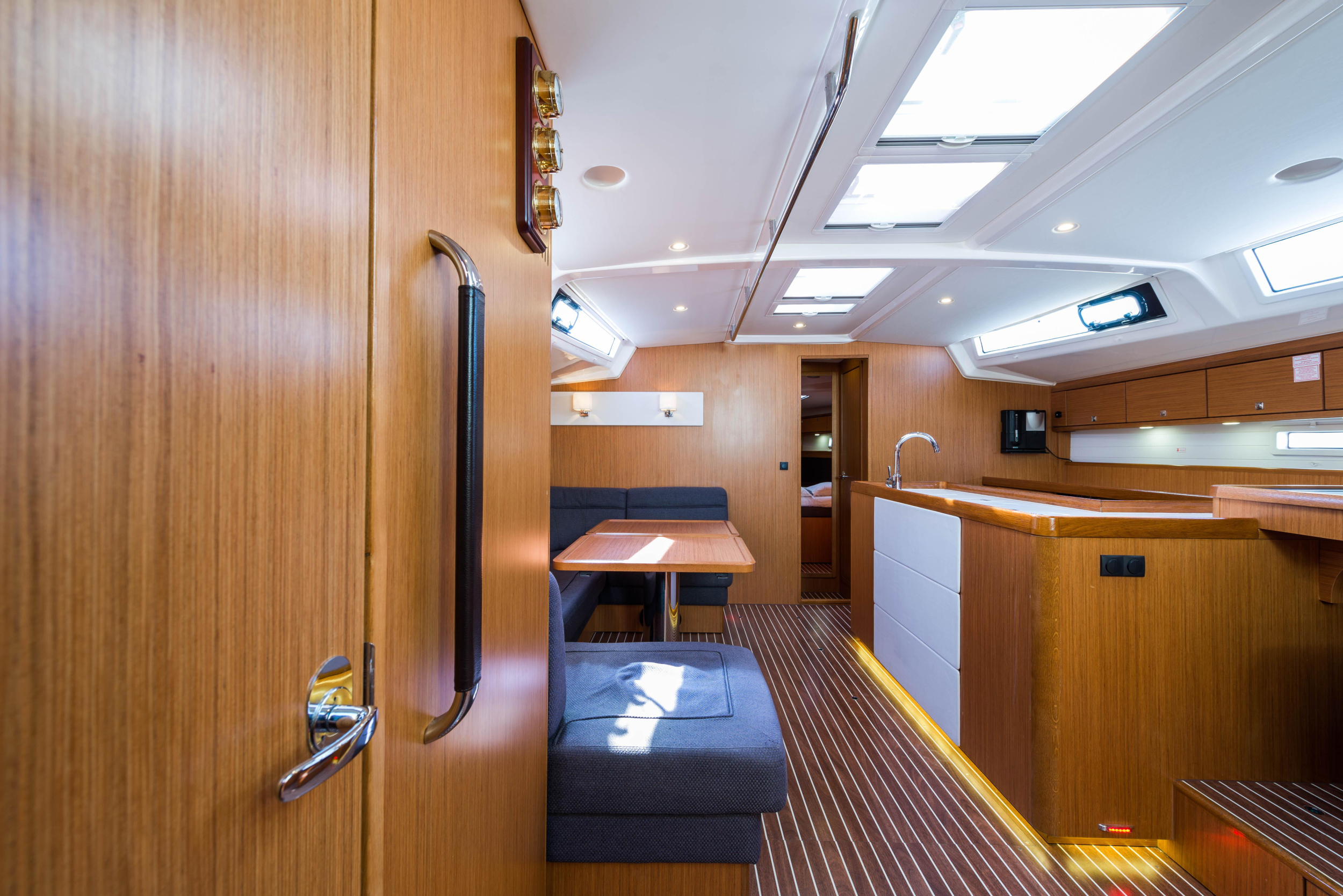 Photo #51 - Bavaria Cruiser 56 (Breathless) en Lefkada - 7055