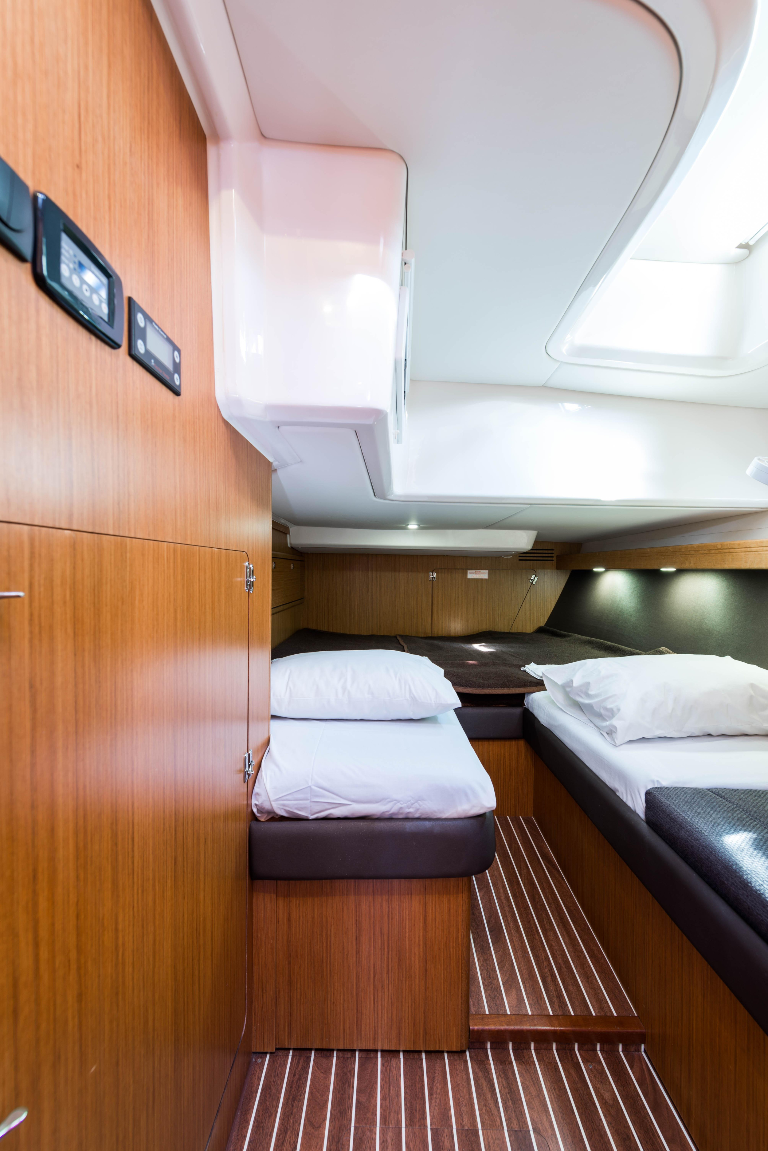 Photo #18 - Bavaria Cruiser 56 (Breathless) en Lefkada - 7055