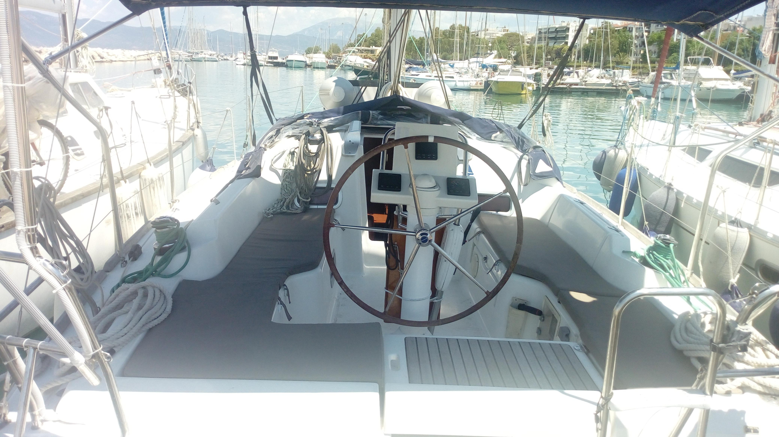 Photo #12 - Oceanis 31 (TRIZONIA) en Lefkada - 9983