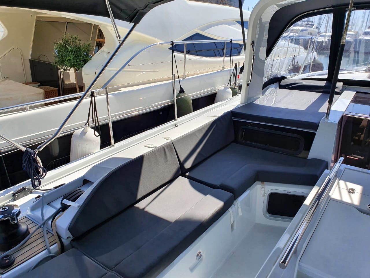 Photo #11 - Oceanis 51.1 (Kallisto) in Athens - 10687