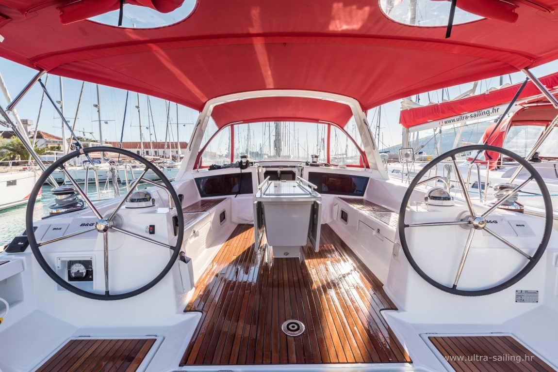 Photo #15 - Oceanis 48 (FLOU) in Split - 10976