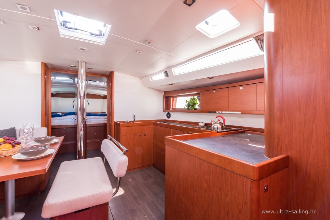 Photo #22 - Oceanis 48 (FLOU) in Split - 10976