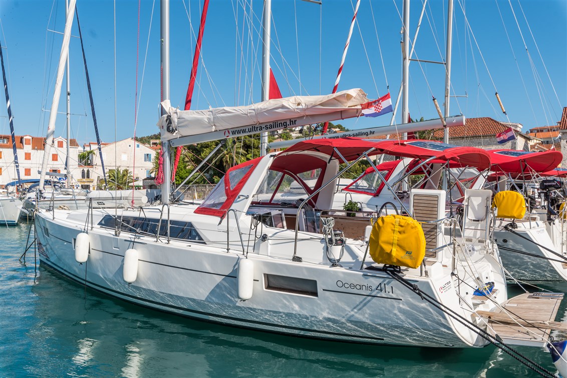 Photo #12 - Oceanis 41.1 (SPARKLING) en Split - 8638