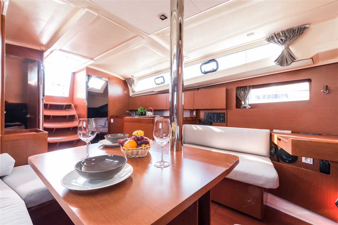 Photo #9 - Oceanis 41.1 (SPARKLING) en Split - 8638