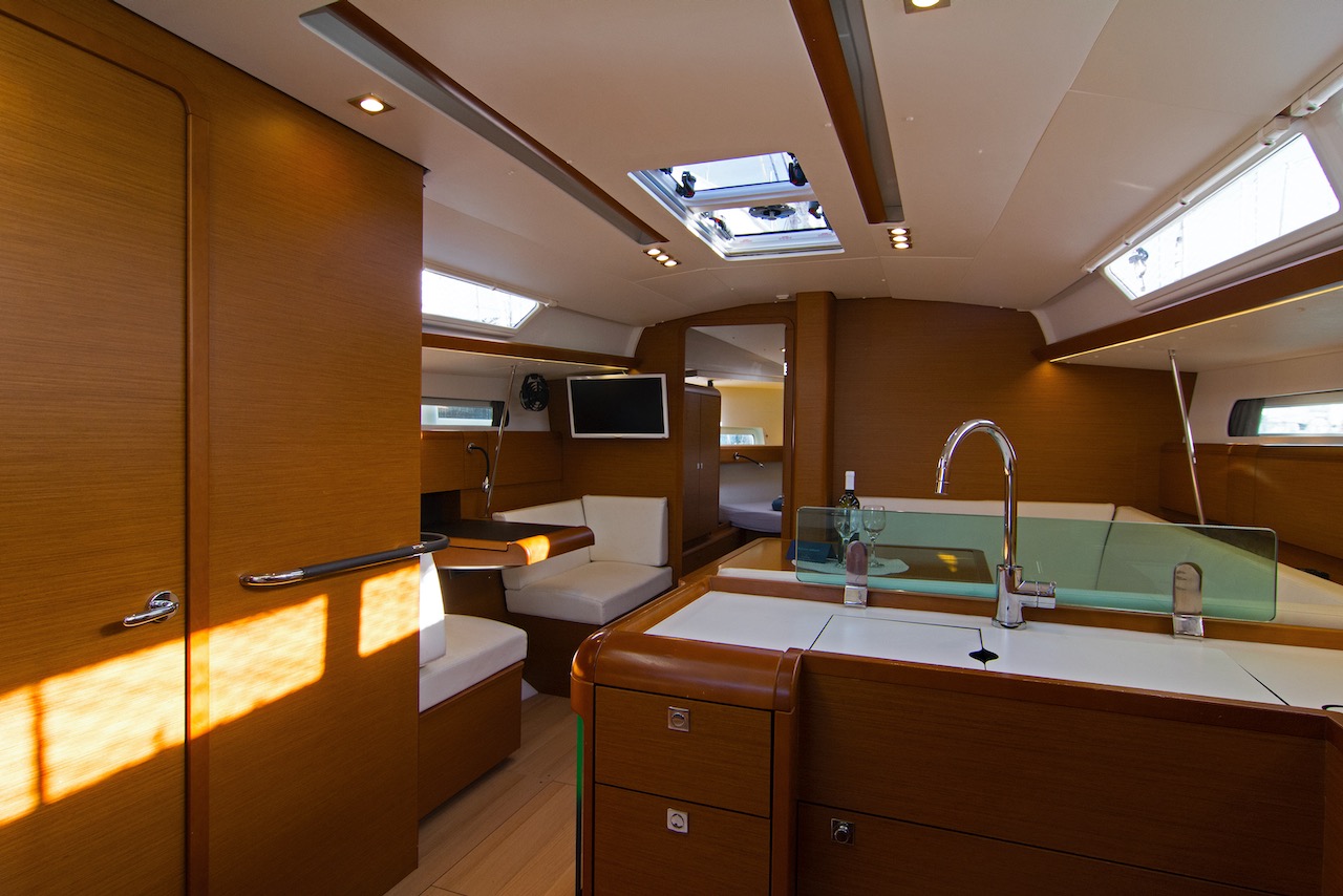 Photo #8 - Sun Odyssey 419 (Dorado) in Split - 9963