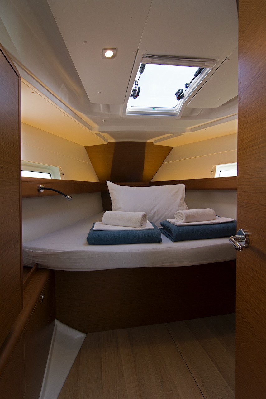 Photo #4 - Sun Odyssey 419 (Dorado) in Split - 9963