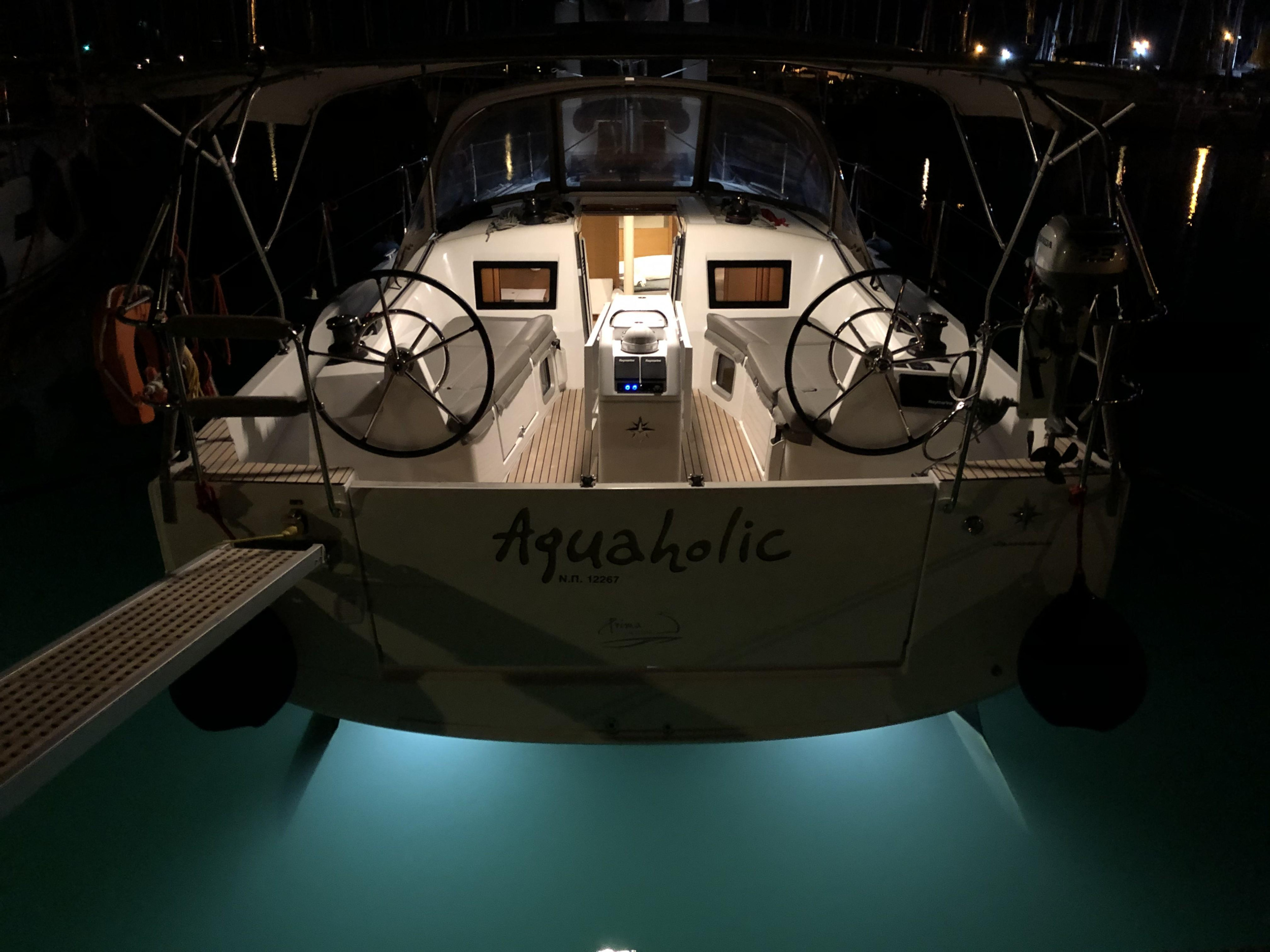 Photo #9 - Sun Odyssey 410 (Aquaholic) in Atene - 8183