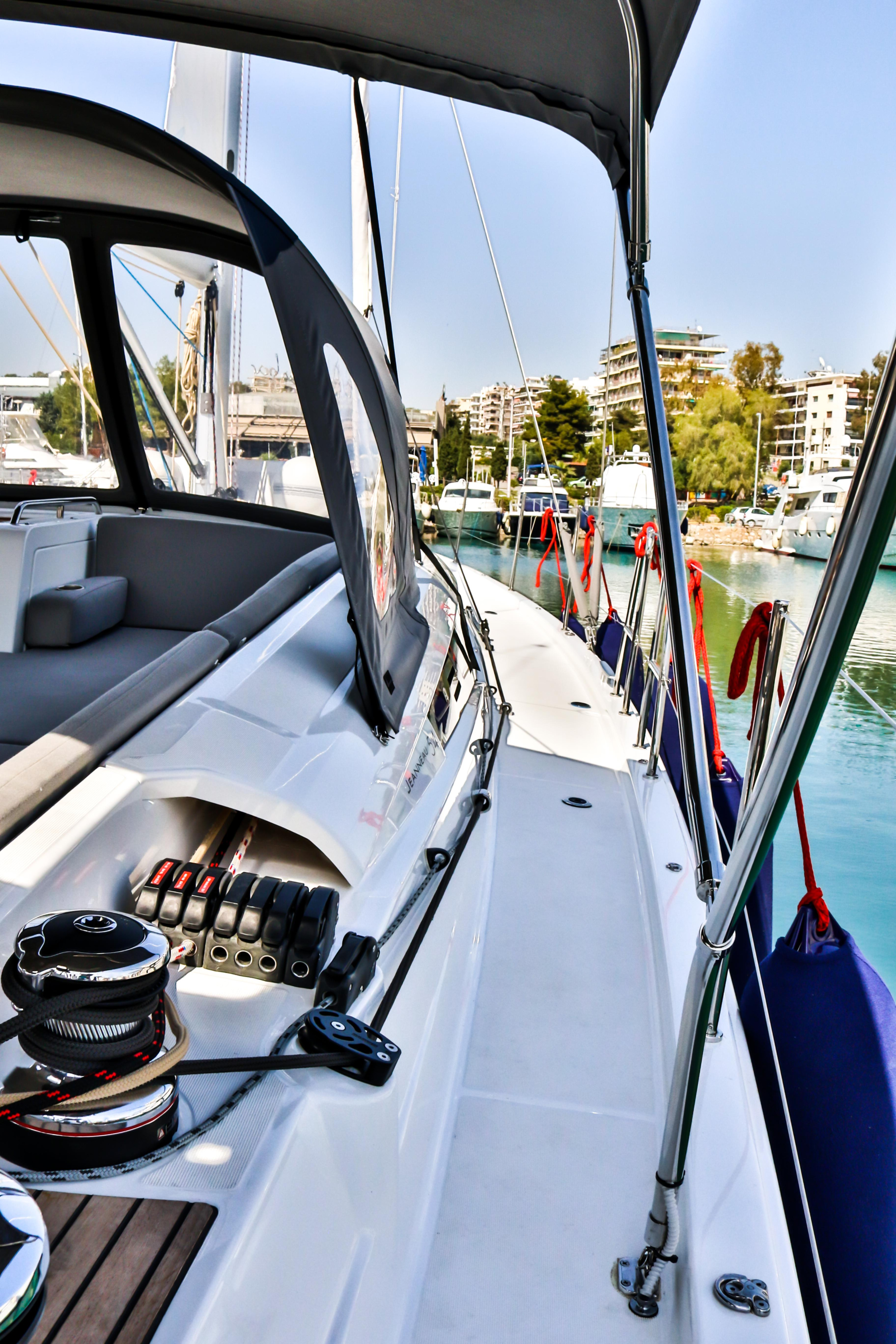 Photo #4 - Jeanneau 54 (Sea Force) in Athen - 6974