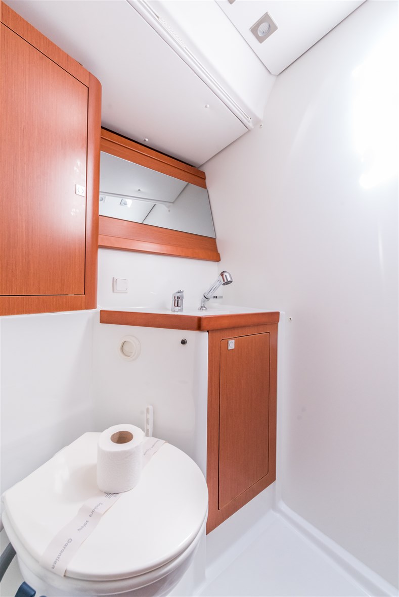 Photo #23 - Oceanis 48 (ULTRA DUBROVNIK) in Pomer - 7695