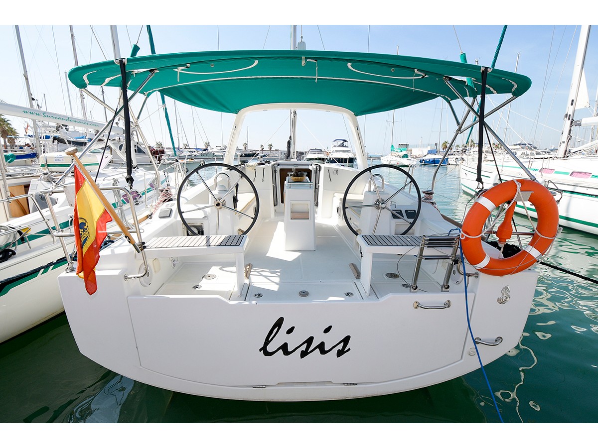 Photo #4 - Oceanis 38 (Lisis) in Barсelona - 10306
