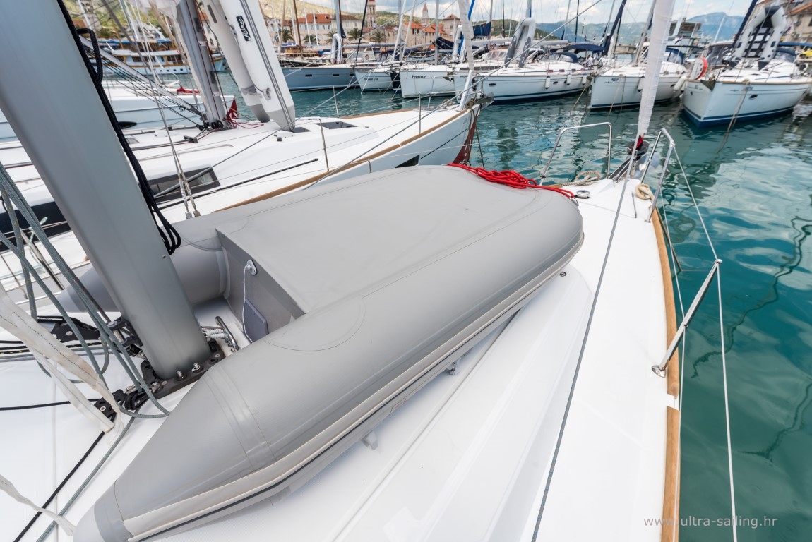 Photo #5 - Oceanis 35.1 (BELA) in Split - 10787