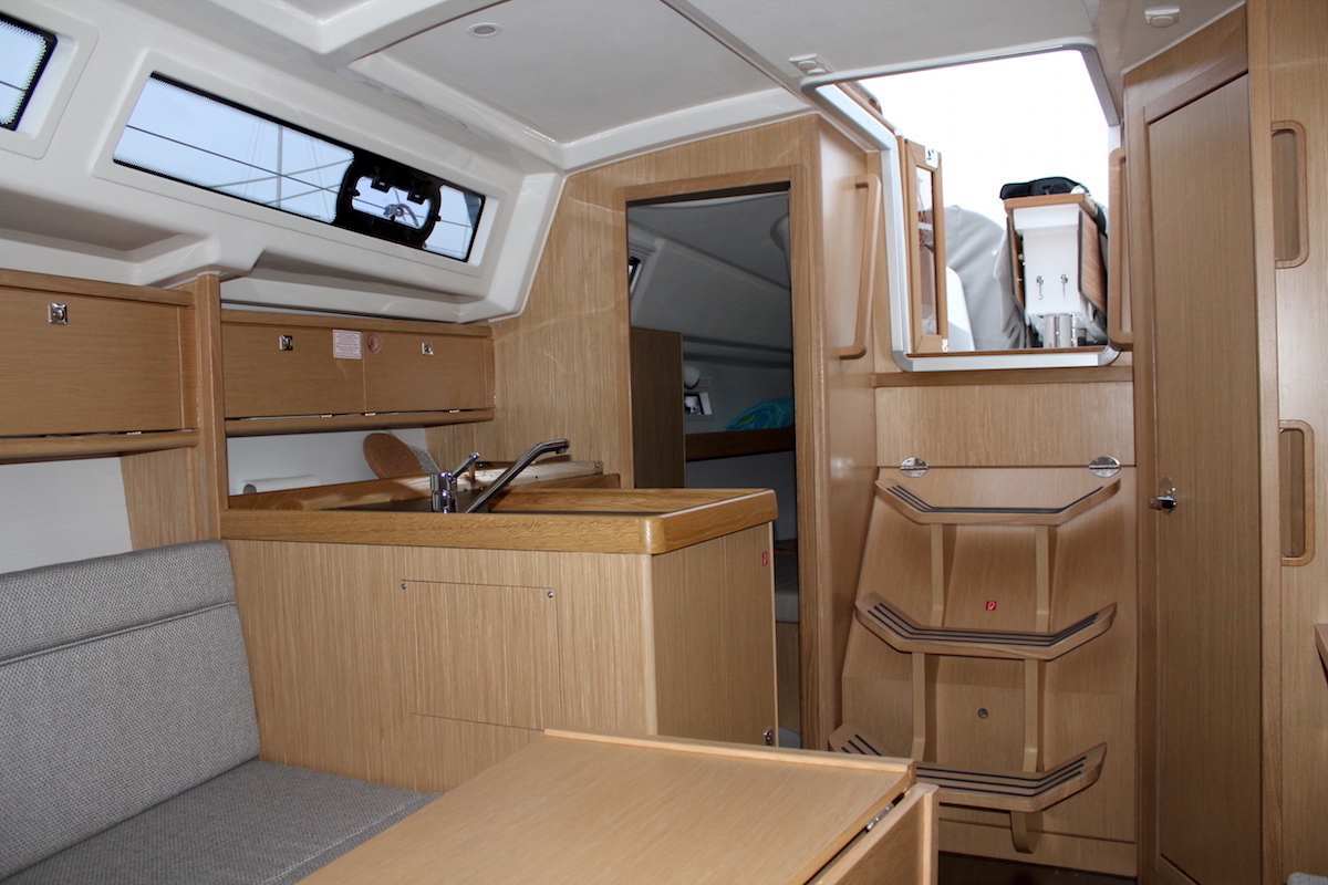 Photo #6 - Bavaria 34 Cruiser (Why Not 15) en Lefkada - 10459