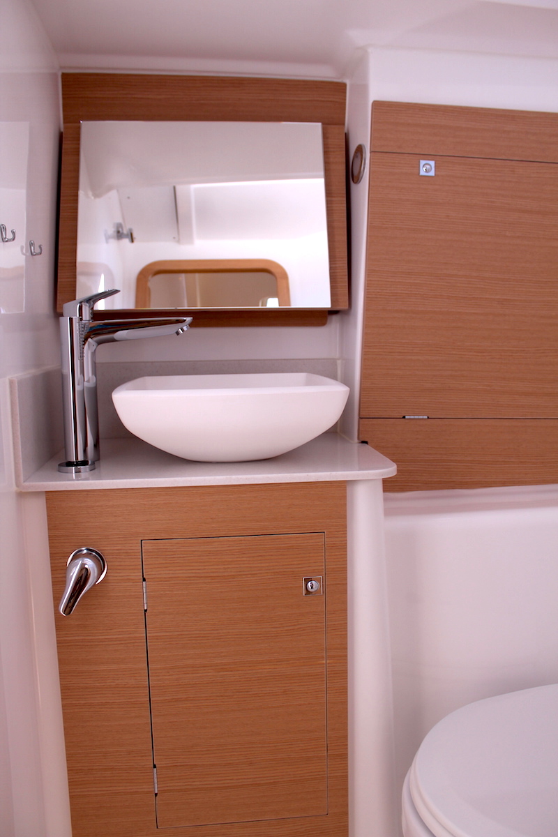 Photo #9 - Dufour 390 Grand Large (Why Not 16) in Lefkada - 10441