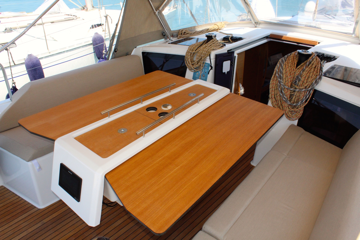 Photo #5 - Dufour 390 Grand Large (Why Not 16) in Lefkada - 10441