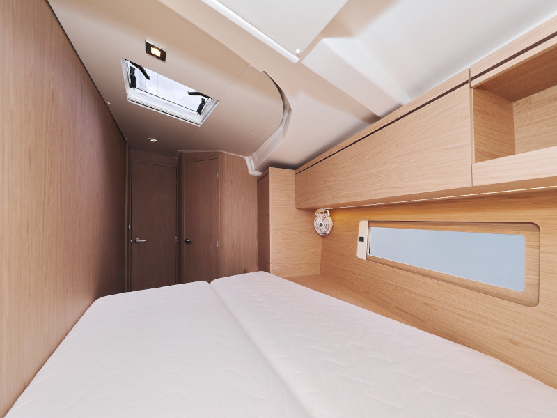 Photo #33 - Oceanis 51.1 (ZEPHYR B) in Zara - 8153