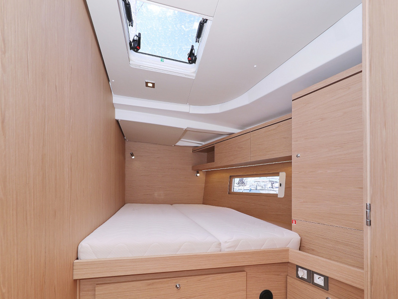 Photo #28 - Oceanis 51.1 (ZEPHYR B) in Zara - 8153
