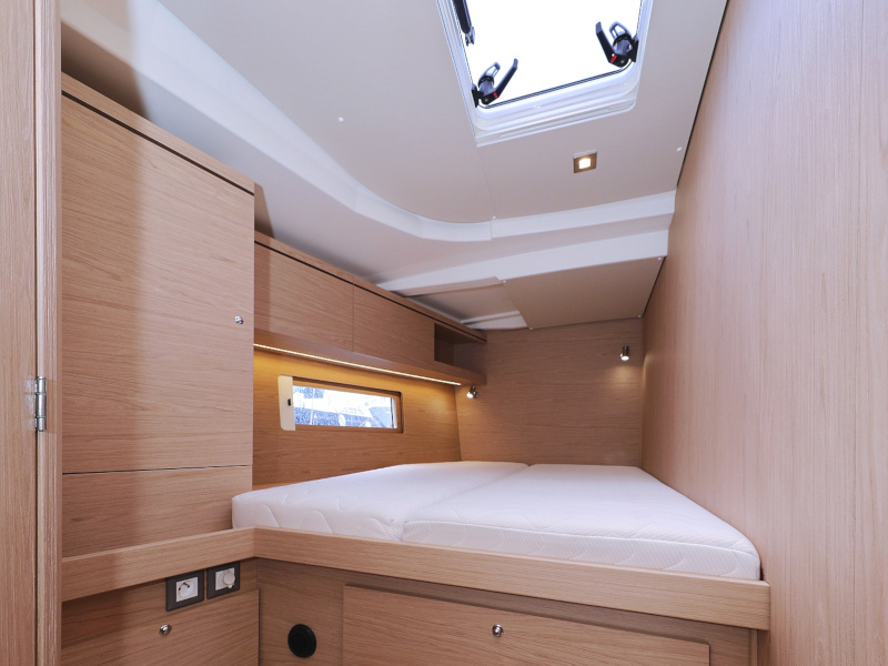 Photo #37 - Oceanis 51.1 (ZEPHYR B) in Zara - 8153