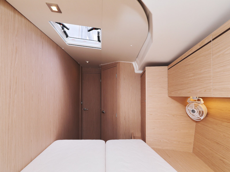 Photo #20 - Oceanis 51.1 (ZEPHYR B) in Zara - 8153