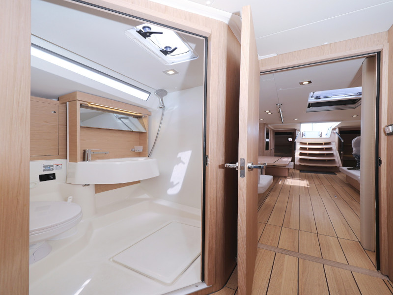 Photo #43 - Oceanis 51.1 (ZEPHYR B) in Zara - 8153