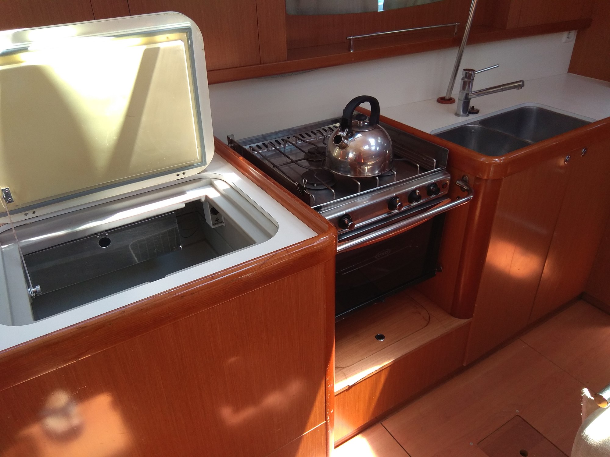 Photo #7 - Oceanis 46 (Alpha) in Lefkada - 11949