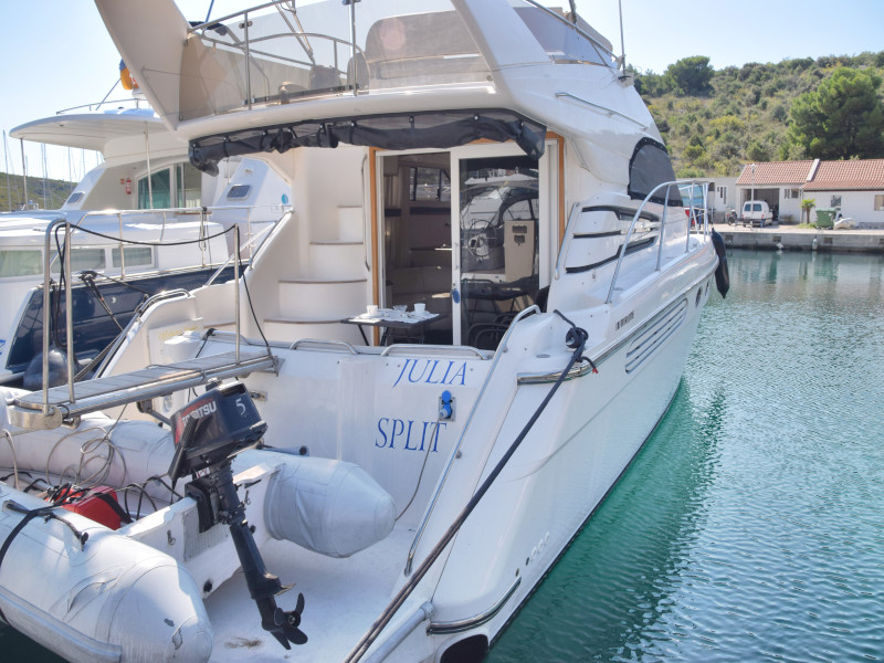 Photo #8 - Fairline Phantom 40 (Julia) in Primosten - 16414