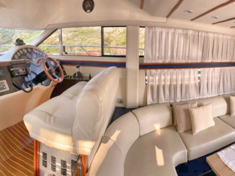 Photo #17 - Fairline Phantom 40 (Julia) in Primosten - 16414