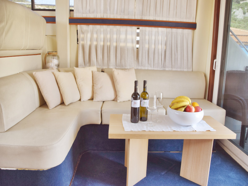 Photo #2 - Fairline Phantom 40 (Julia) in Primosten - 16414