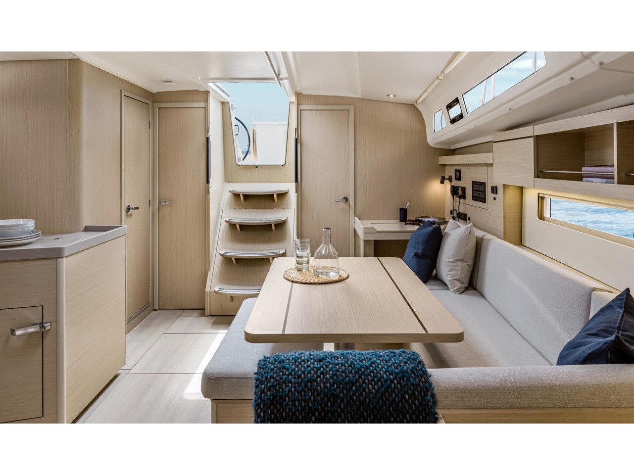 Photo #2 - Oceanis 40.1 (Rhea - Comfort line) in Capo d'Orlando - 12039