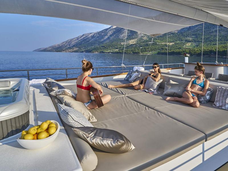 Photo #15 - Luxury Sailing Yacht Dalmatino (Dalmatino) en Split - 8674