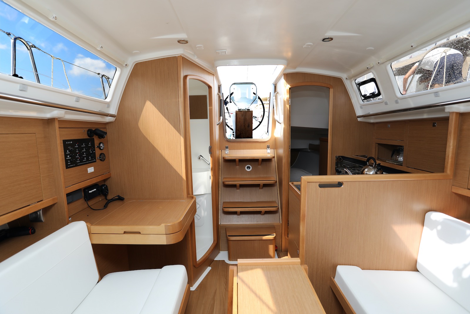 Photo #8 - Sun Odyssey 319 (Tatjana) in Pula - 11775