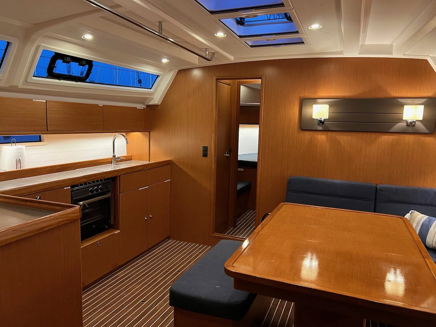 Bavaria Cruiser 46 (Veronica)  - 9