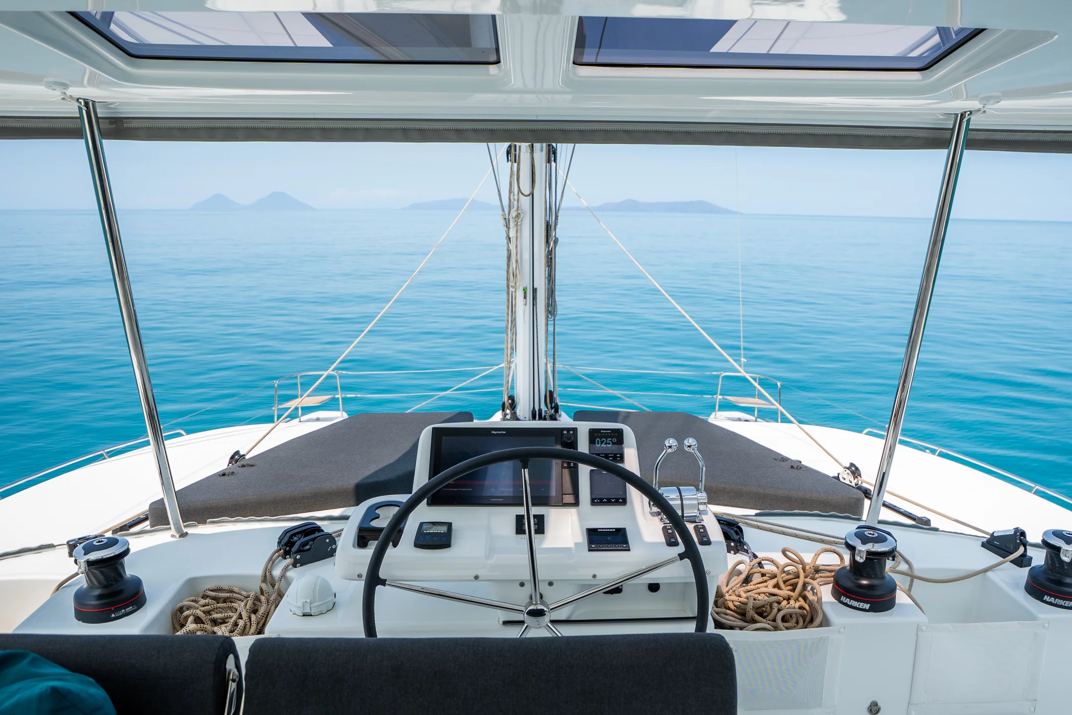 Lagoon 51 (SAILUXE - Allegra) Flybridge - 22