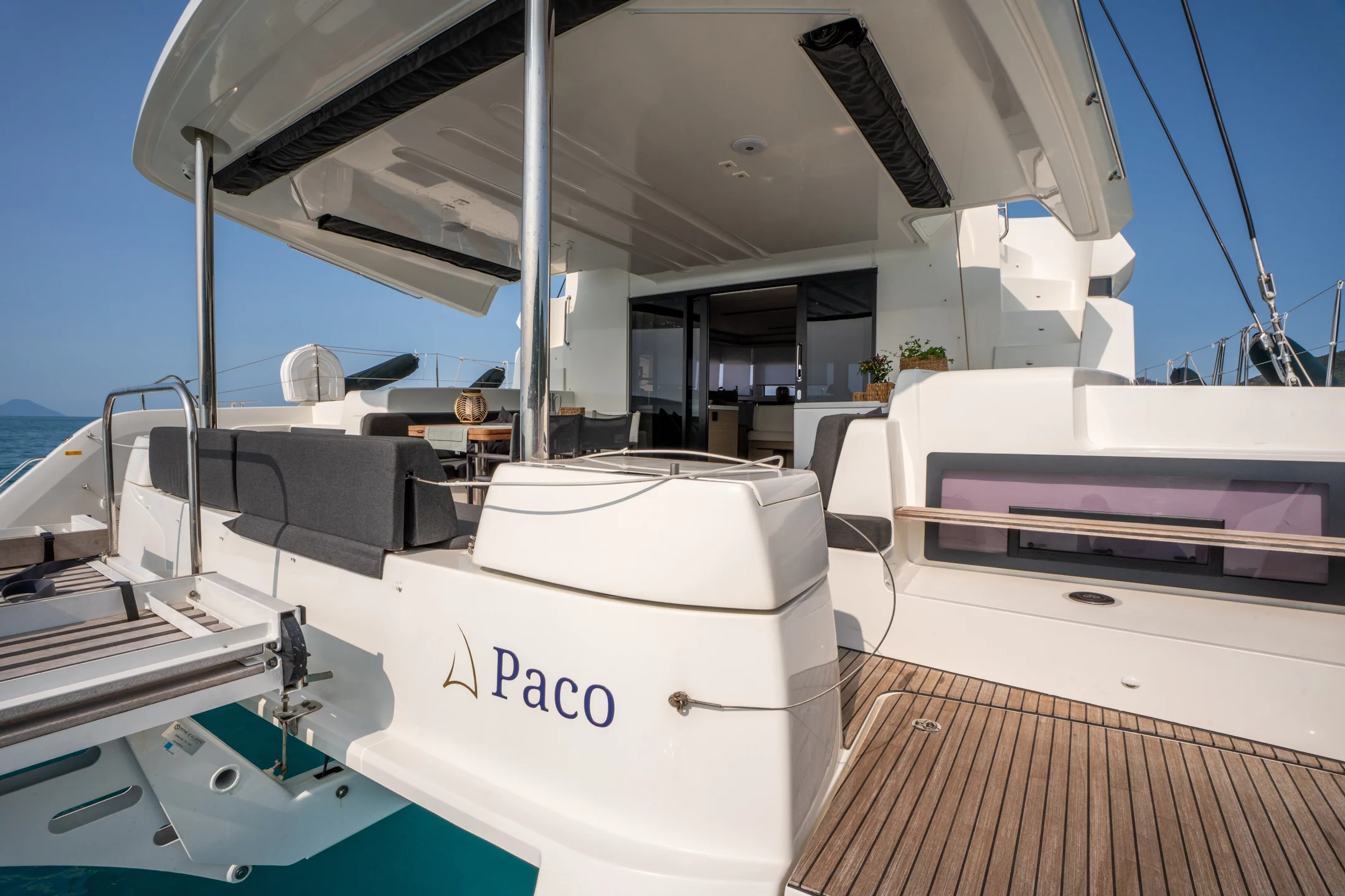 Lagoon 51 (SAILUXE - Paco) Cockpit - 8