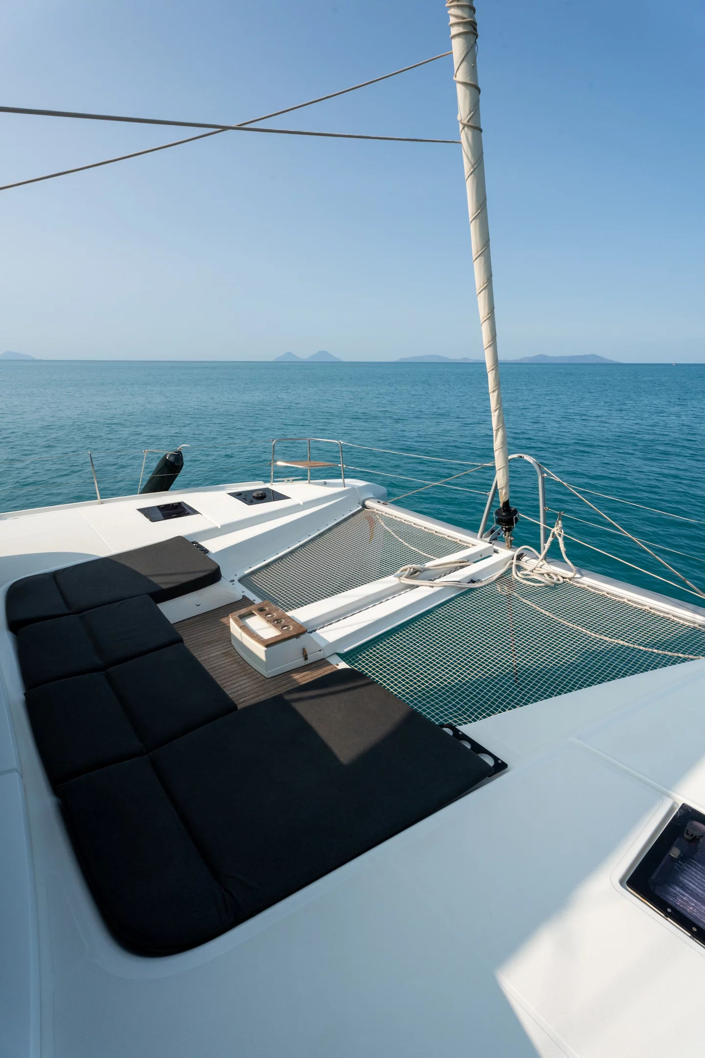 Lagoon 51 (SAILUXE - Paco) Bow - 19