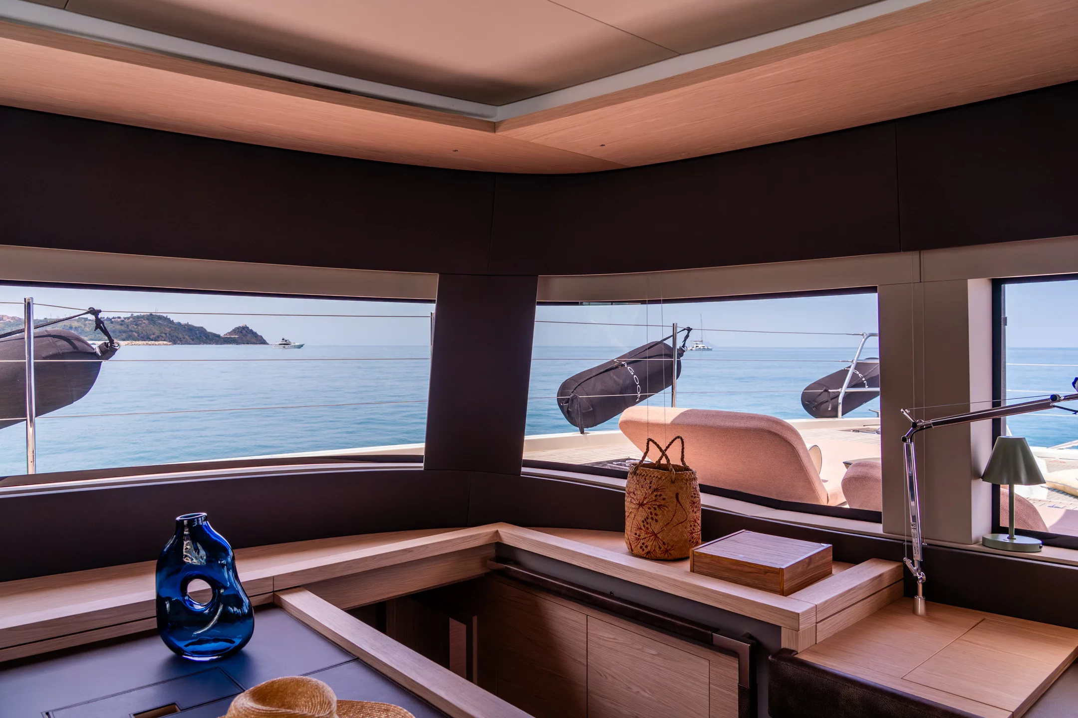 Lagoon Sixty 5 (SAILUXE - Gloria) Dinette - 4