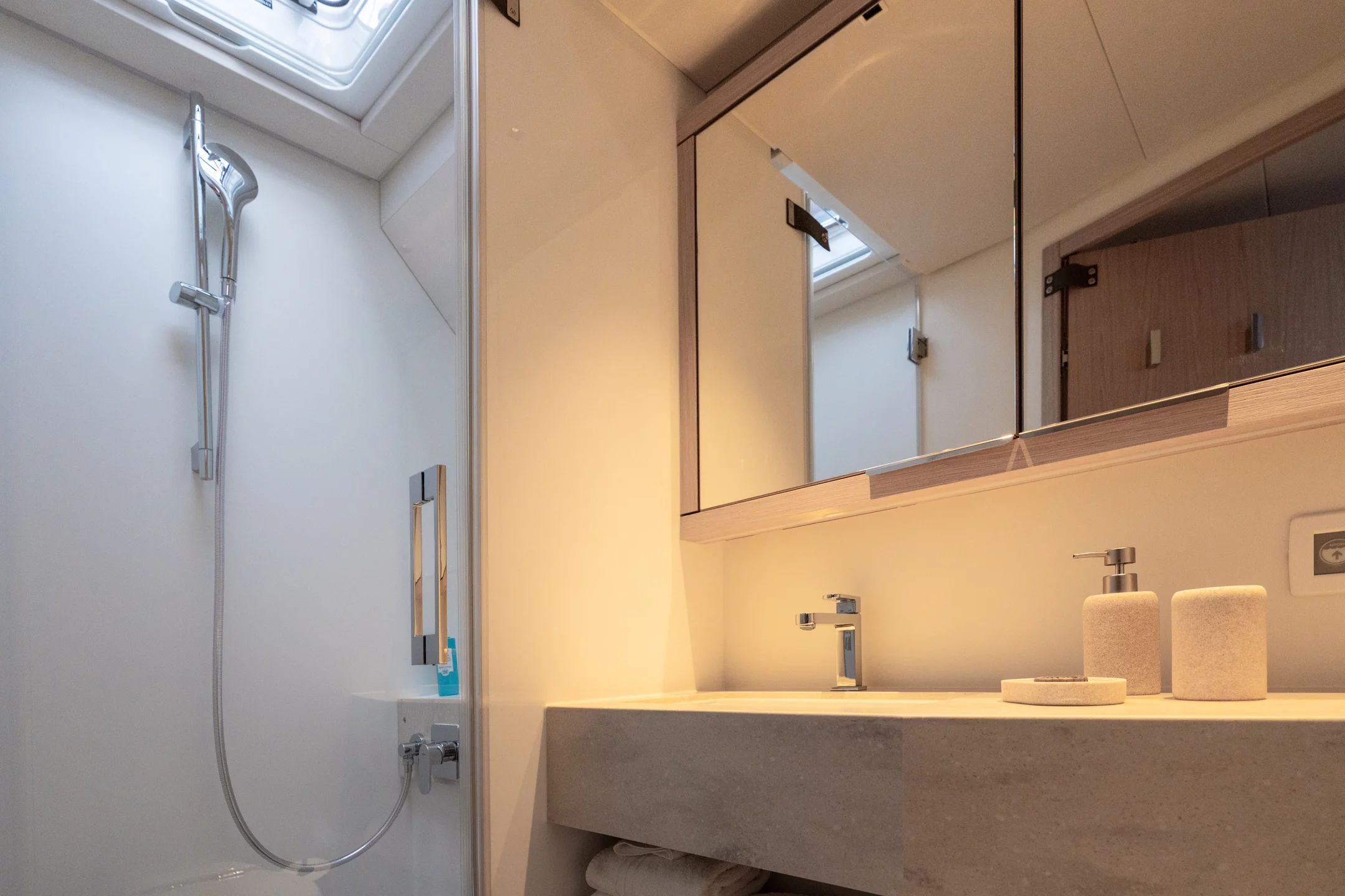 Lagoon Sixty 5 (SAILUXE - Gloria) Toilet - 31