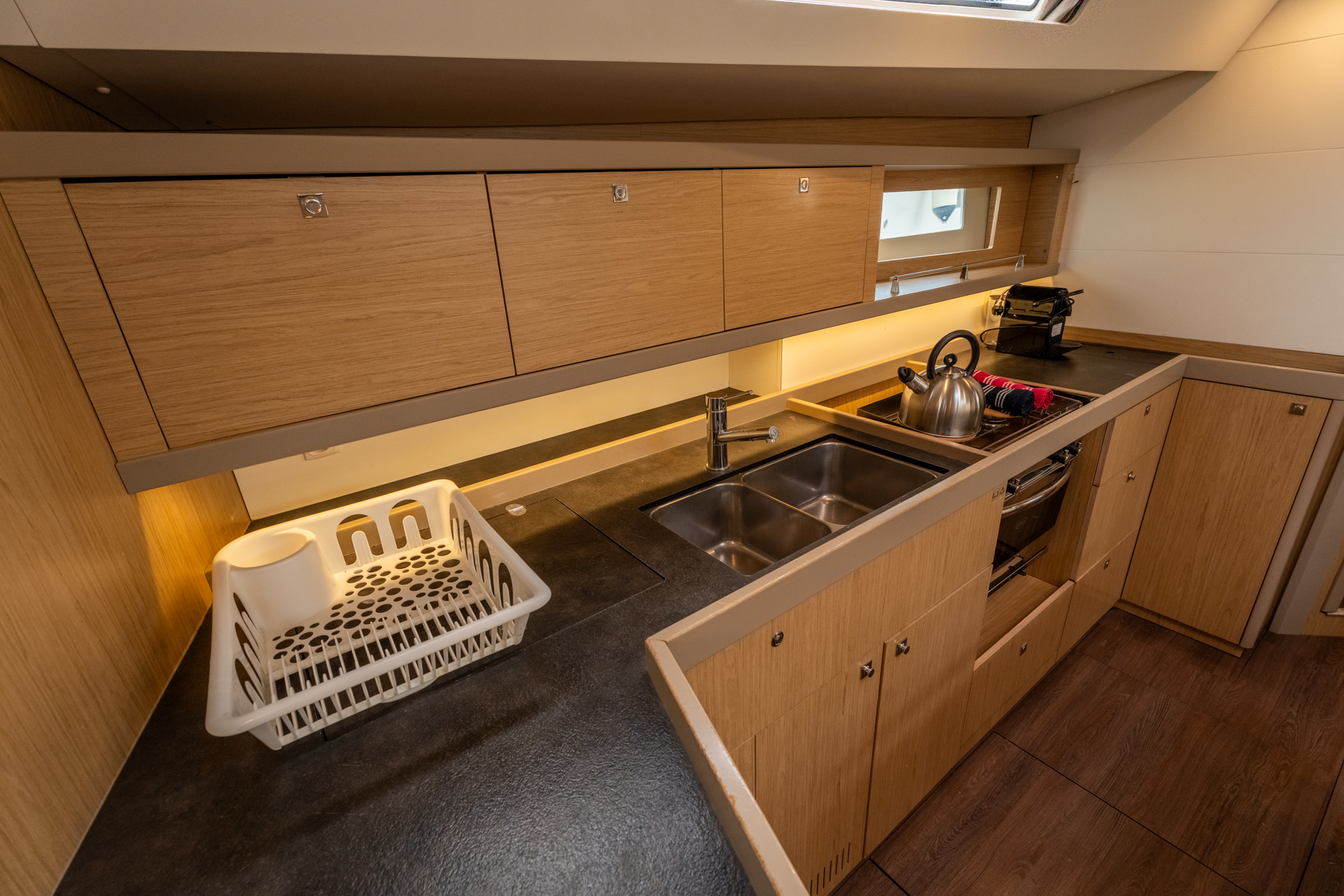 Photo #8 - Oceanis 45 (Asteria - Standard line) in Salerno - 23907