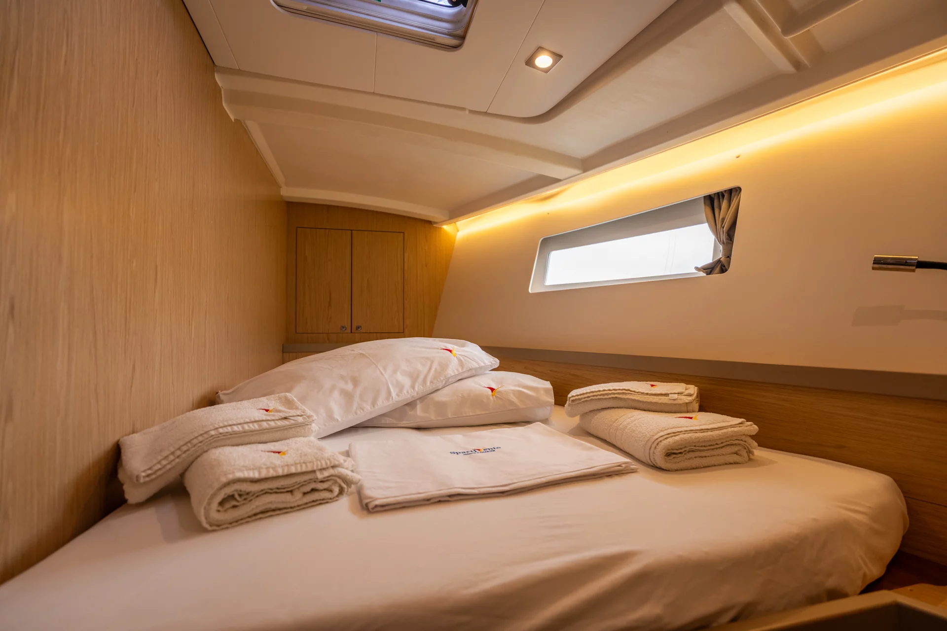 Oceanis 45 (Asteria - Standard line) Cabin - 22